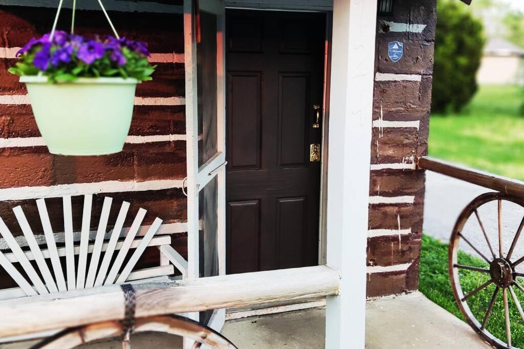 Wolf'S Cabin-Walk To Downtown Noblesville Bagian luar foto